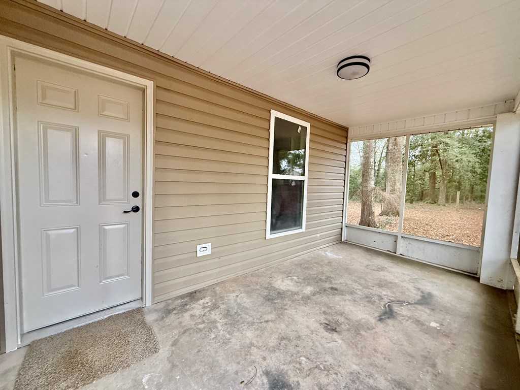 108 East High Avenue Geneva, AL 36340 - Photo 16 of 33