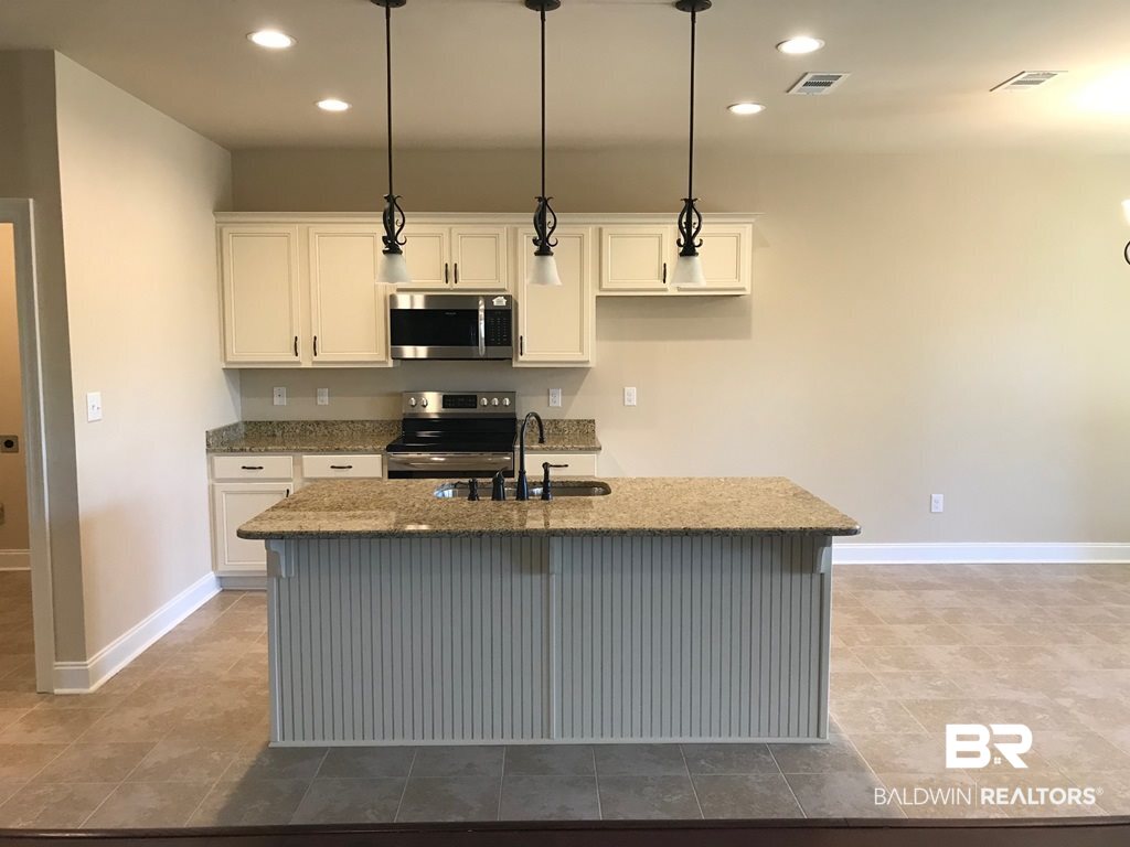 32328 Calder Court Daphne, AL 36527 - Photo 4 of 13