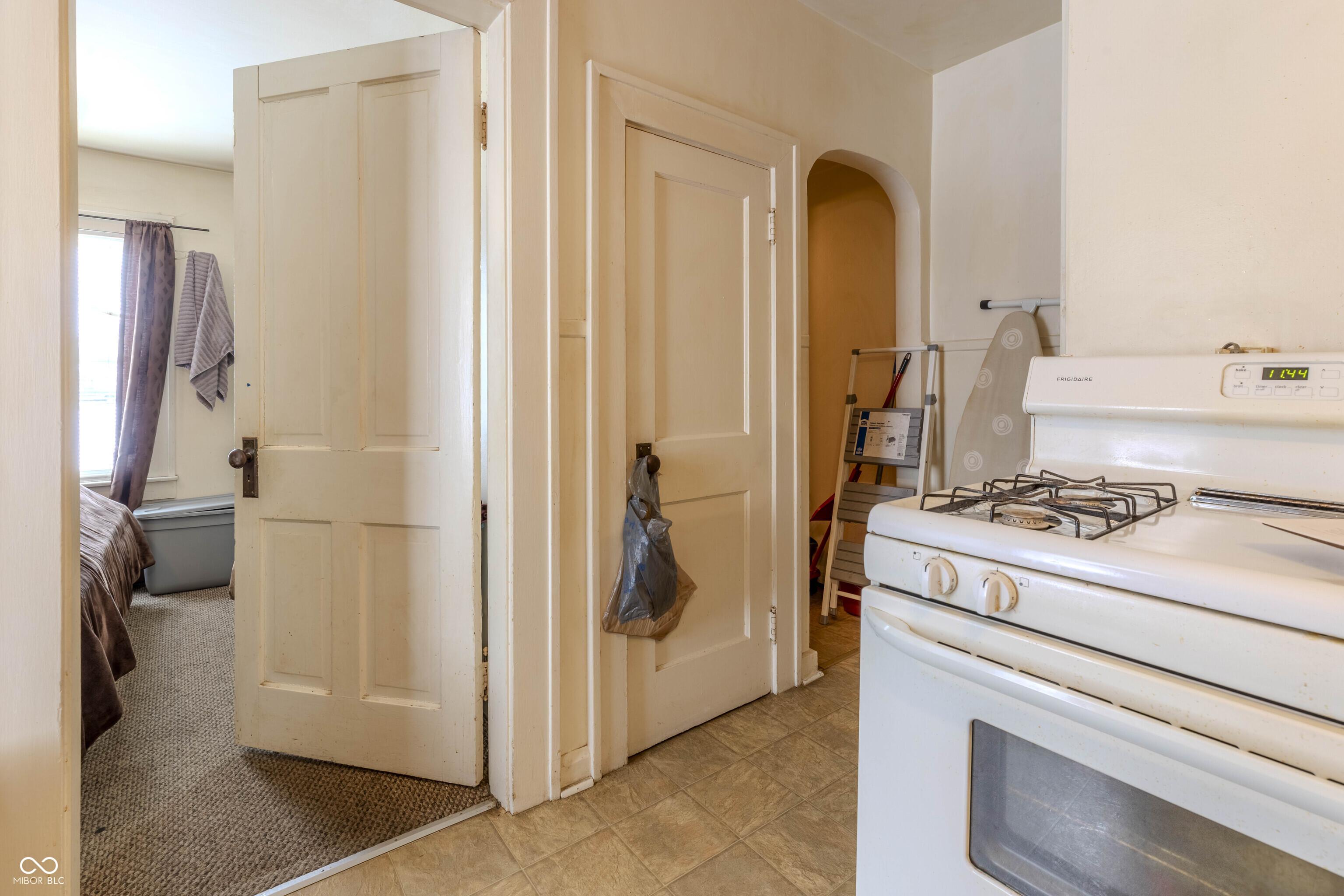 2116 George Street Anderson, IN 46016 - Photo 5 of 13