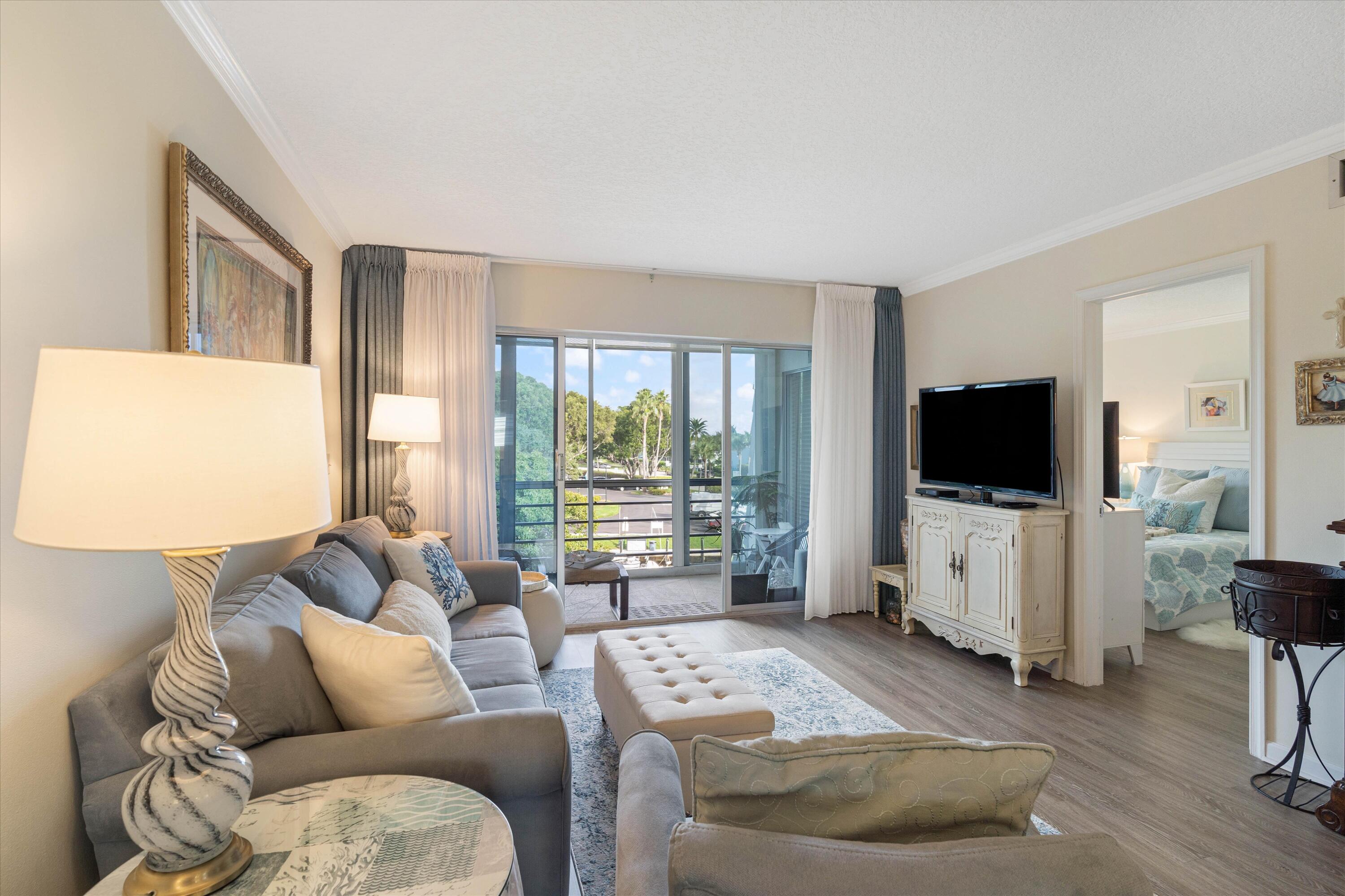 769 Jeffery Street, Unit 303 Boca Raton, FL 33487 - Photo 8 of 23 06-769 Jeffrey Street Bldg 2 #303 Boca R