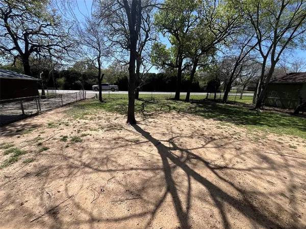 $1,699 | 12508 Meadowcrest Lane, Balch Springs, TX 75180