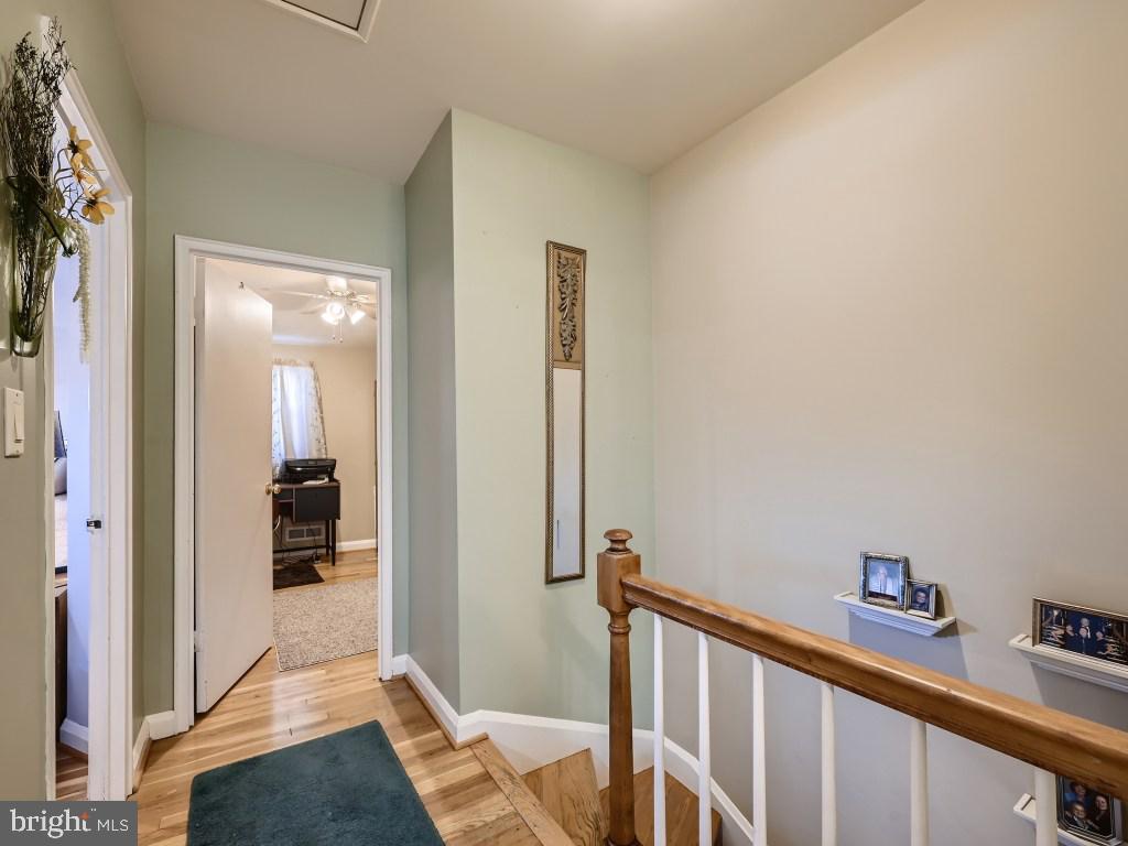 2708 Kirkleigh Road Dundalk, MD 21222 - Photo 19 of 33