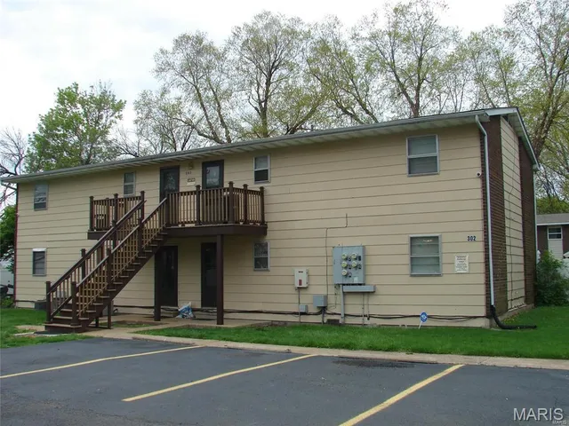 $850 | 304 Estate Drive, Unit C, O'Fallon, IL 62269