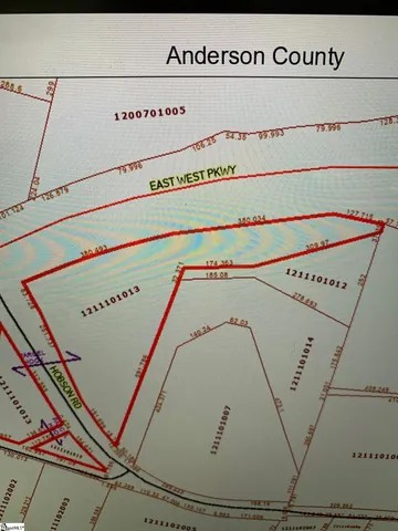 $300,000 | Hobson Hobson And East West Parkway Road, Anderson, SC 29621