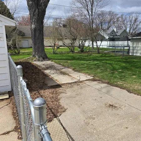 $174,900 | 3205 15th Street, Menominee, MI 49858
