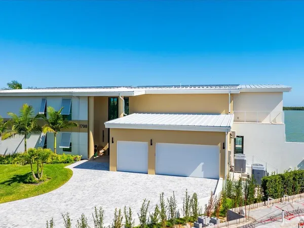 $12,000,000 | 1798 Wavecrest Court, Marco Island, FL 34145