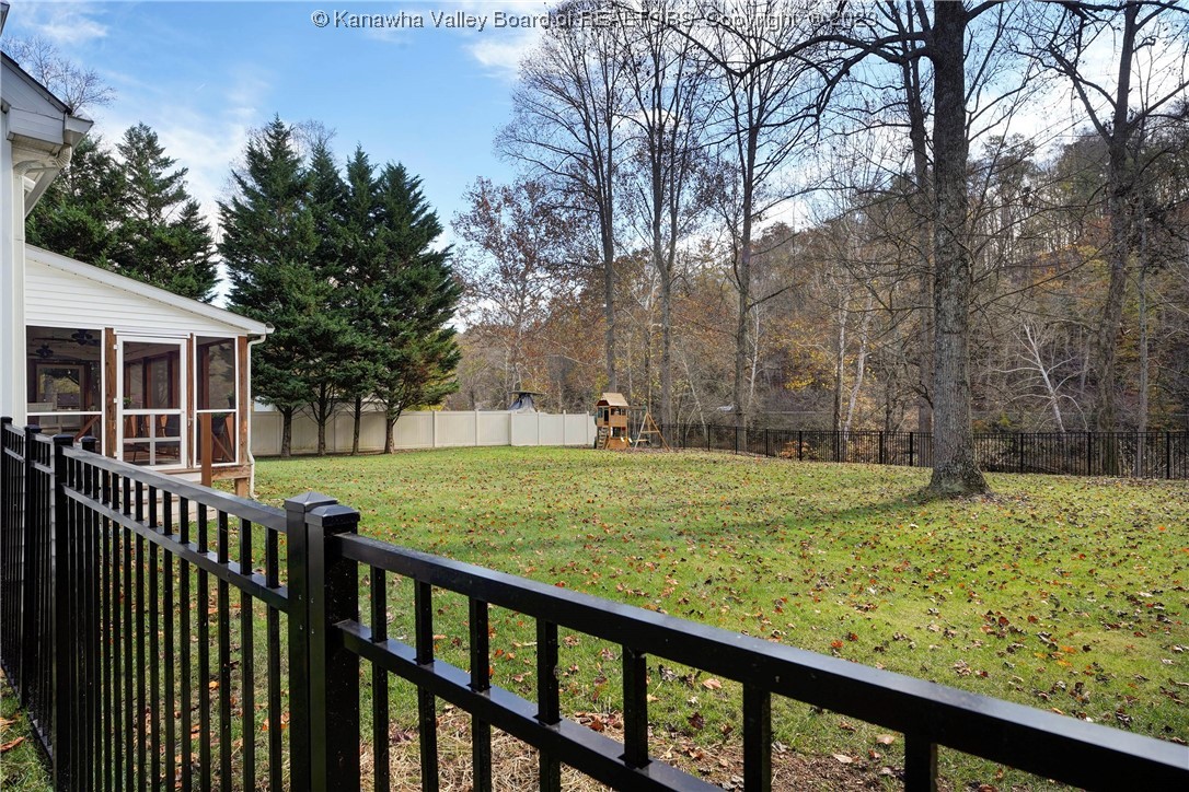 113 Poplar Point Estates Road Poca, WV 25159 - Photo 30 of 32 Gallery Image 30