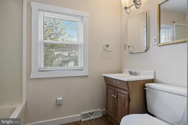 $237,500 | 102 Shreve Street, Mount Holly, NJ 08060