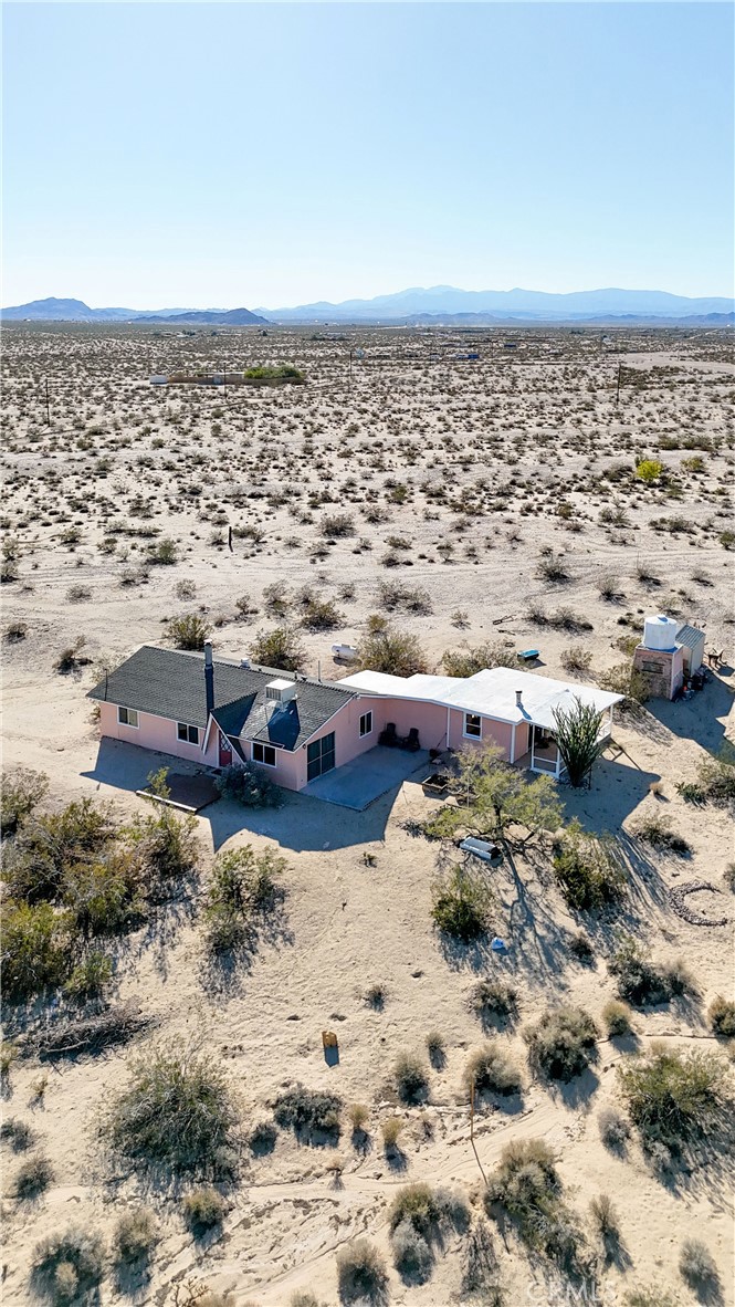 66270 Brant Crossing Road Joshua Tree, CA 92252 - Photo 35 of 46 a view of a city
