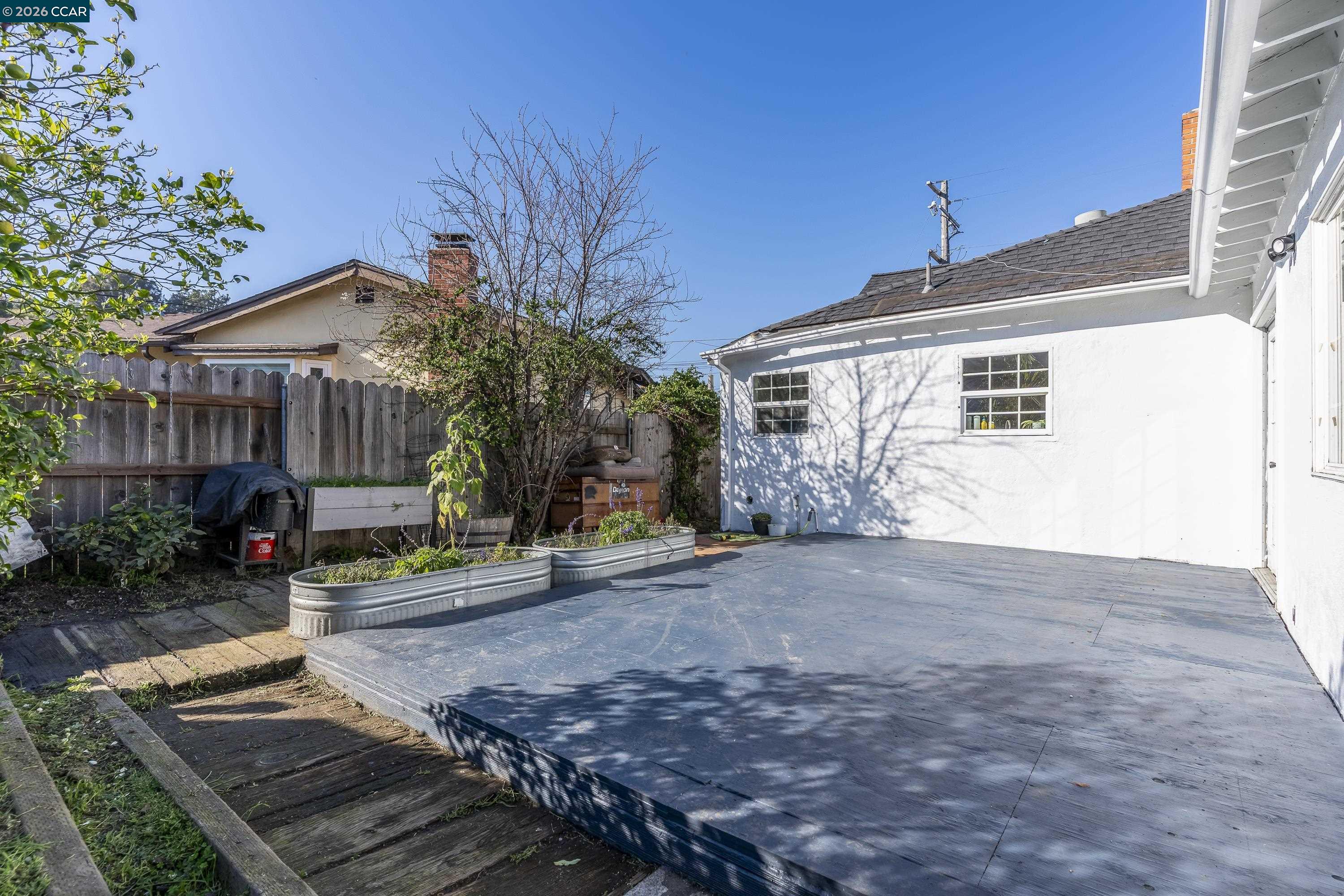 2312 Granada Court Pinole, CA 94564 - Photo 47 of 60