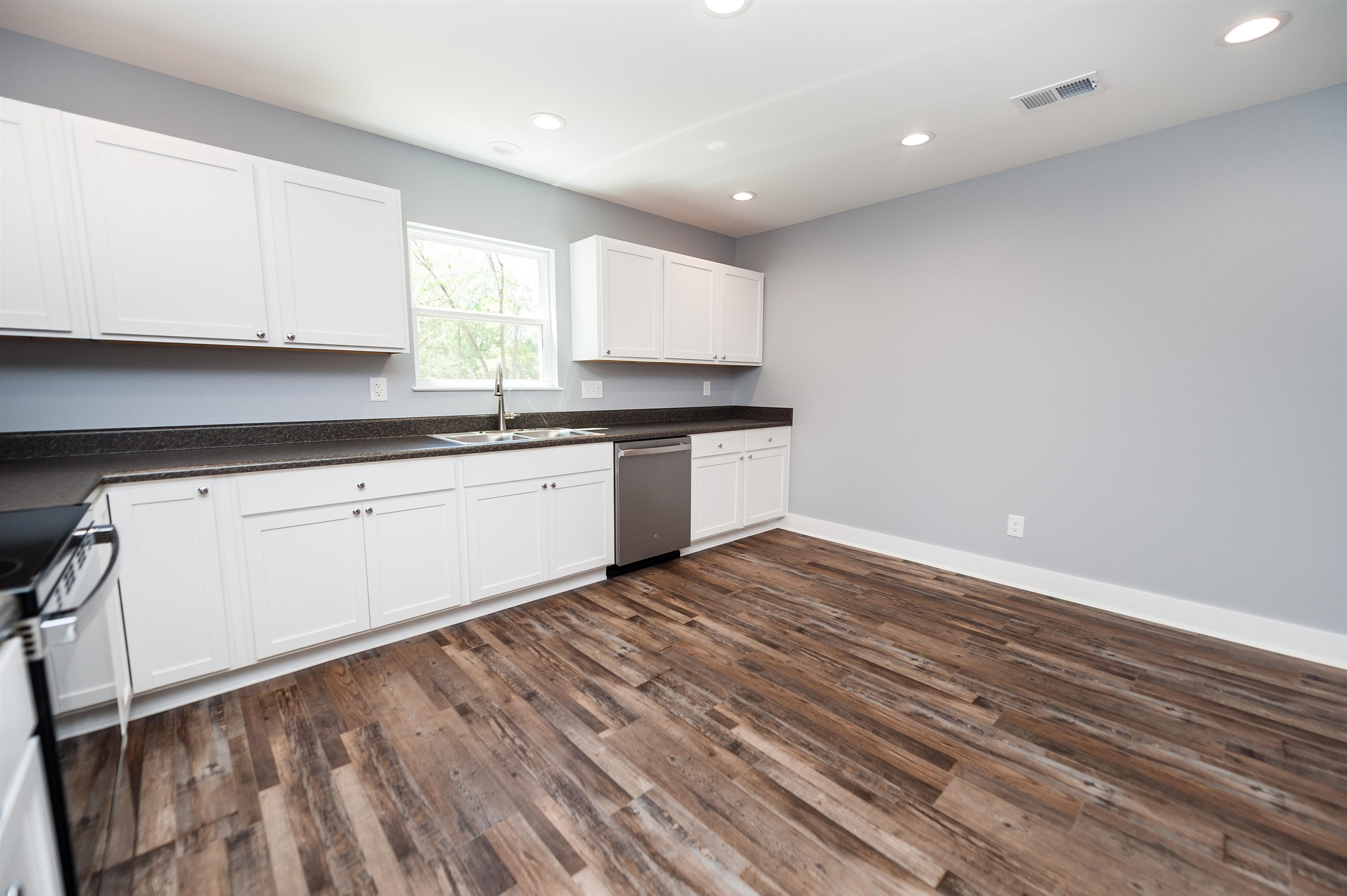416 Love Springs Road Cowpens, SC 29330 - Photo 6 of 21