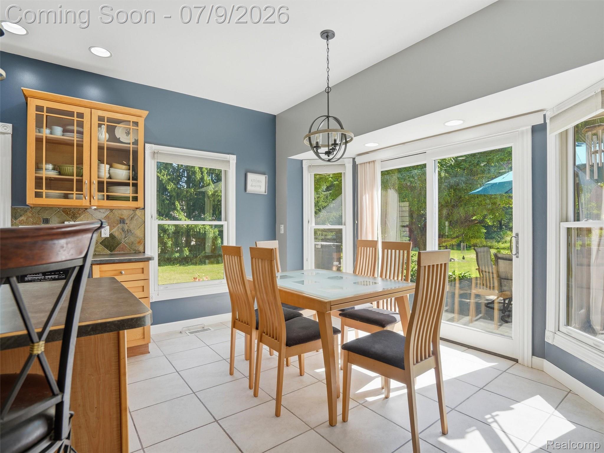 9326 Foley Crossing Fenton, MI 48430 - Photo 7 of 32 16-DSC02517.jpg