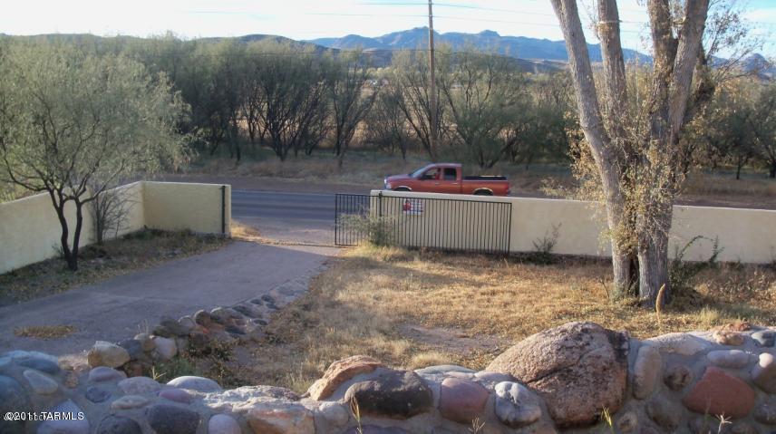 1373 Pendleton Drive Rio Rico, AZ 85648 - Photo 4 of 12