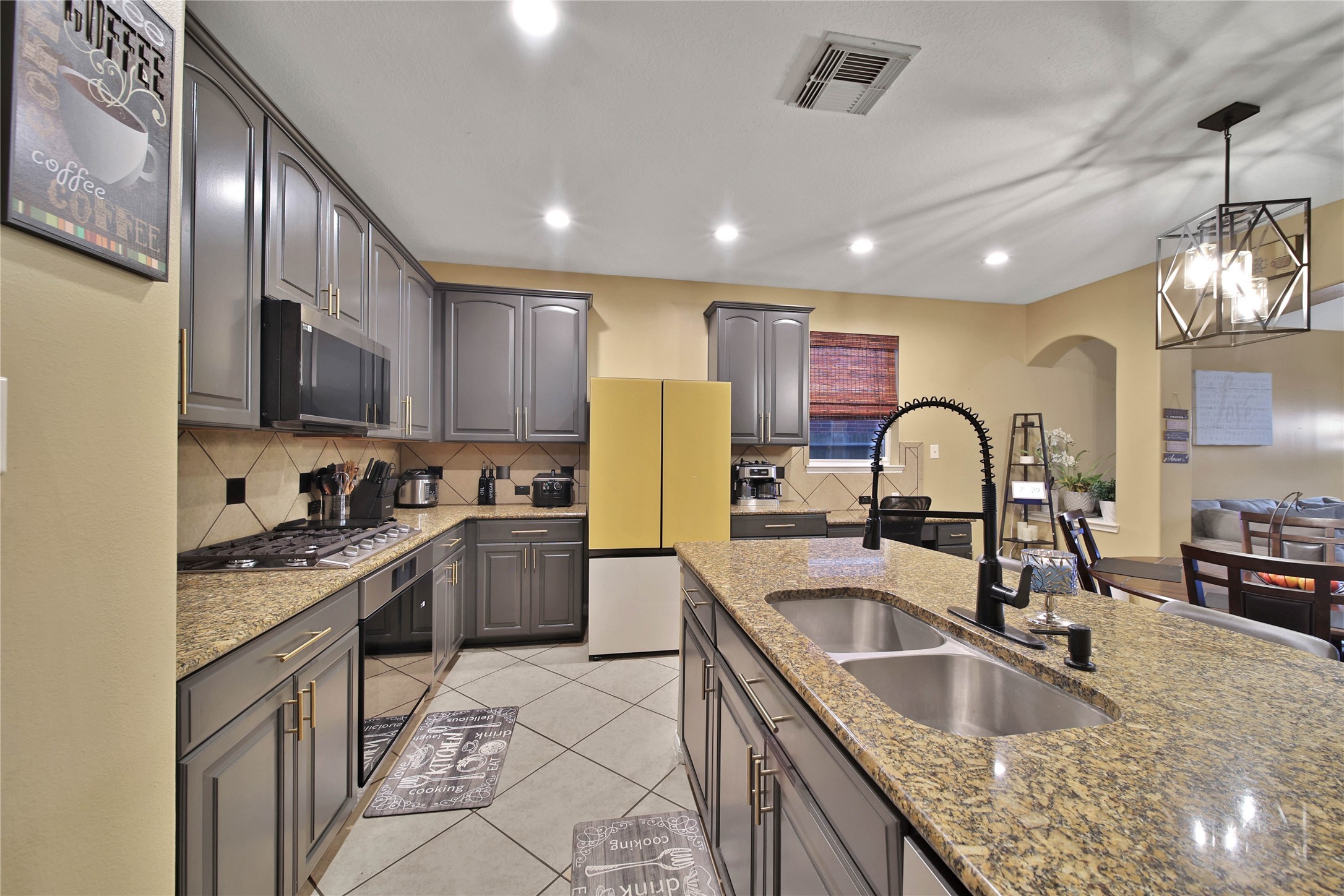 4411 Bridgestone Maple Drive Spring, TX 77388 - Photo 9 of 50