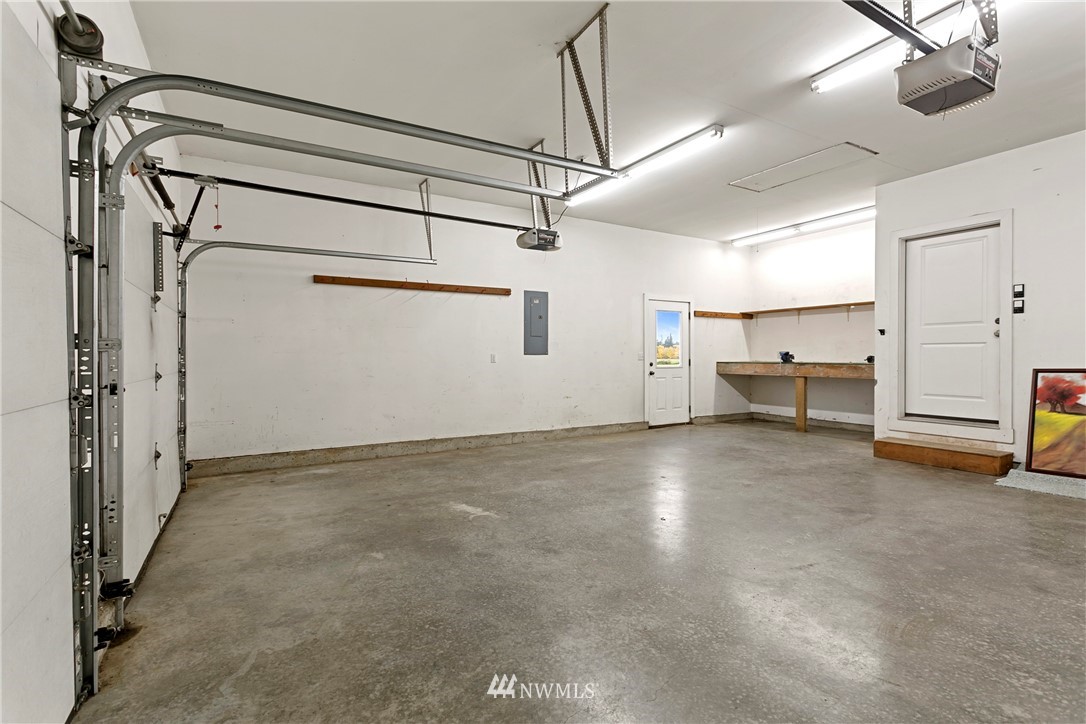 106 Ridgeview Street Sumas, WA 98295 - Photo 25 of 31 a view of a room with an empty space