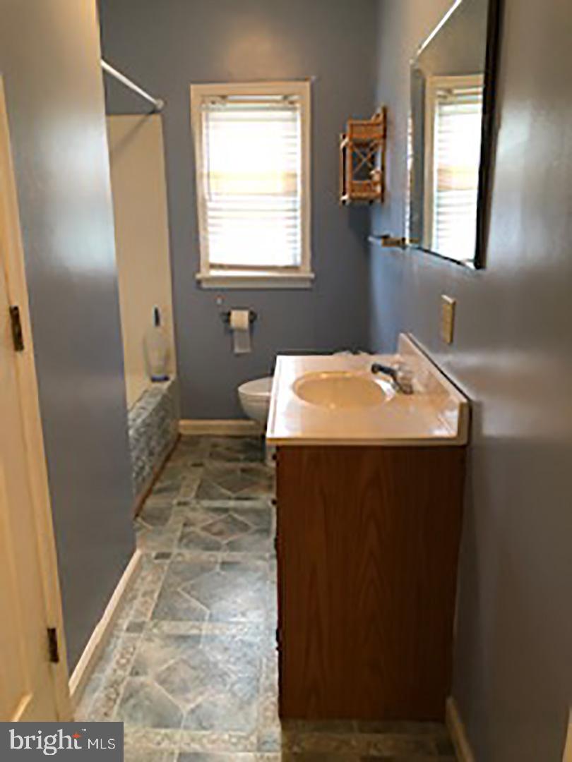 613 Summit Avenue Shillington, PA 19607 - Photo 9 of 18 Gallery Image 9
