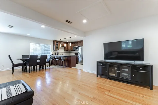 $3,500 | 1217 Elm Avenue, Unit A, Glendale, CA 91201