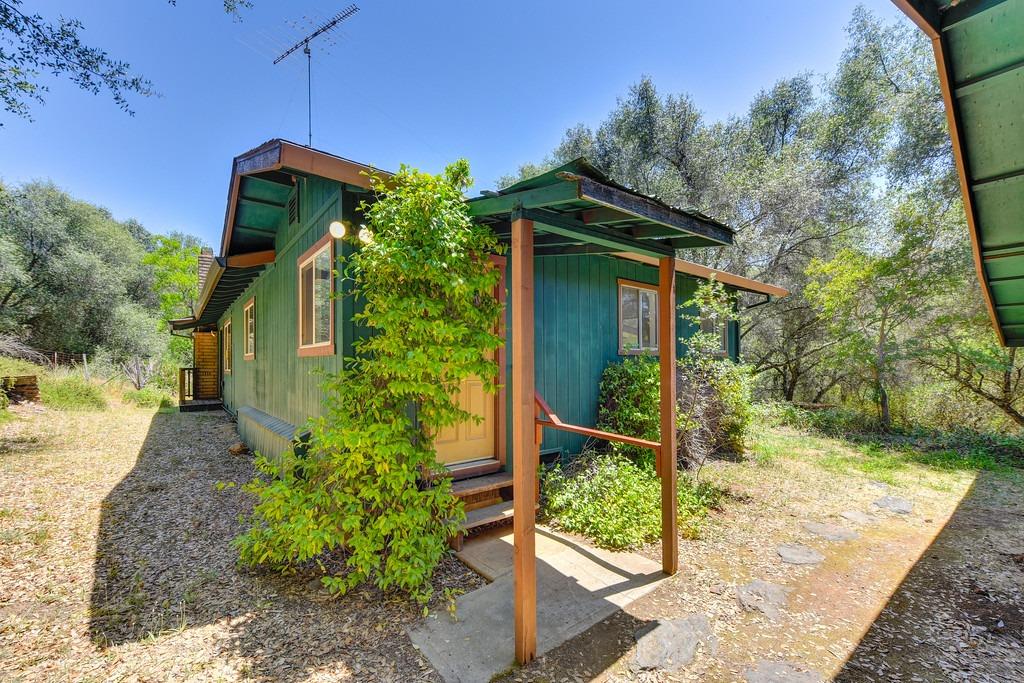 18000 Hale Road Volcano, CA 95689 - Photo 9 of 44