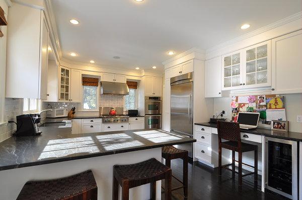 44 Silver Hill Road Weston, MA 02493 - Photo 7 of 20