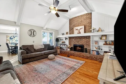 $365,000 | 1029 Northeast Trailwood Drive, Lee's Summit, MO 64086