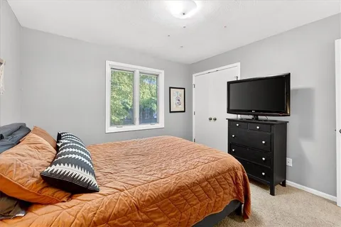 $365,000 | 1029 Northeast Trailwood Drive, Lee's Summit, MO 64086