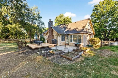 $365,000 | 1029 Northeast Trailwood Drive, Lee's Summit, MO 64086