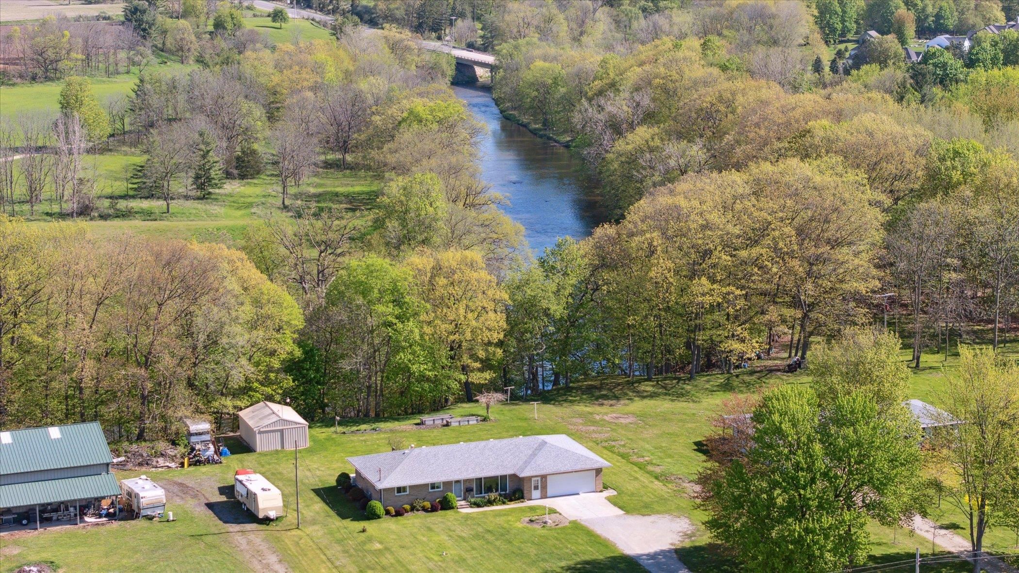 178 West Henderson Road Owosso, MI 48867 - Photo 64 of 71 50174559-aea05417-3a6a-4829-ab4f-5fb76ce2d338.JPG
