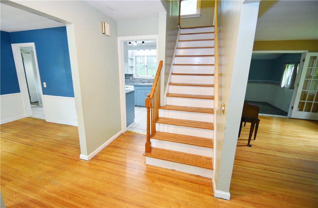 376 Belmeade Road Irondequoit, NY 14617 - Photo 5 of 34