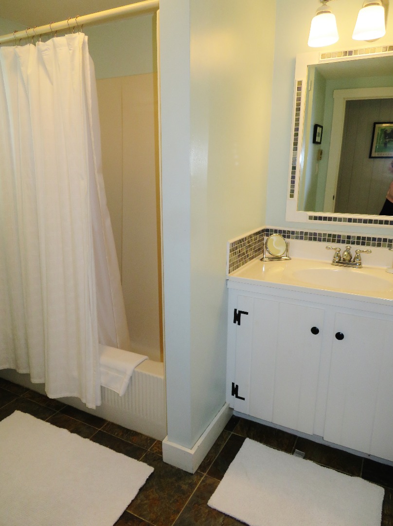 314 Edgartown Road Edgartown, MA 02539 - Photo 16 of 26 Gallery Image 16