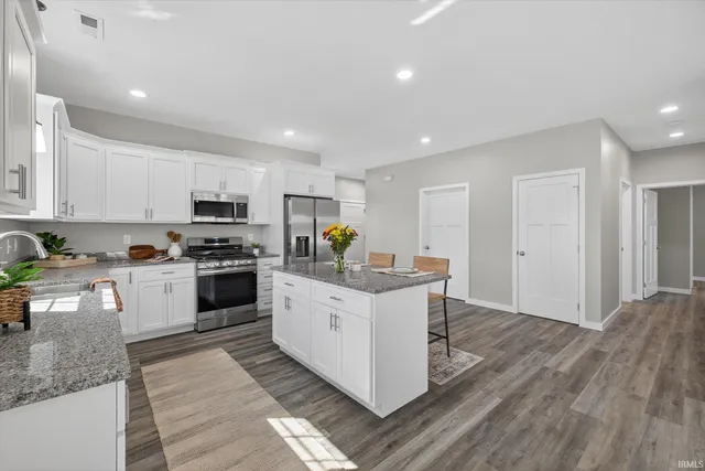 $389,900 | 5075 Harvest Lane, Bloomington, IN 47404