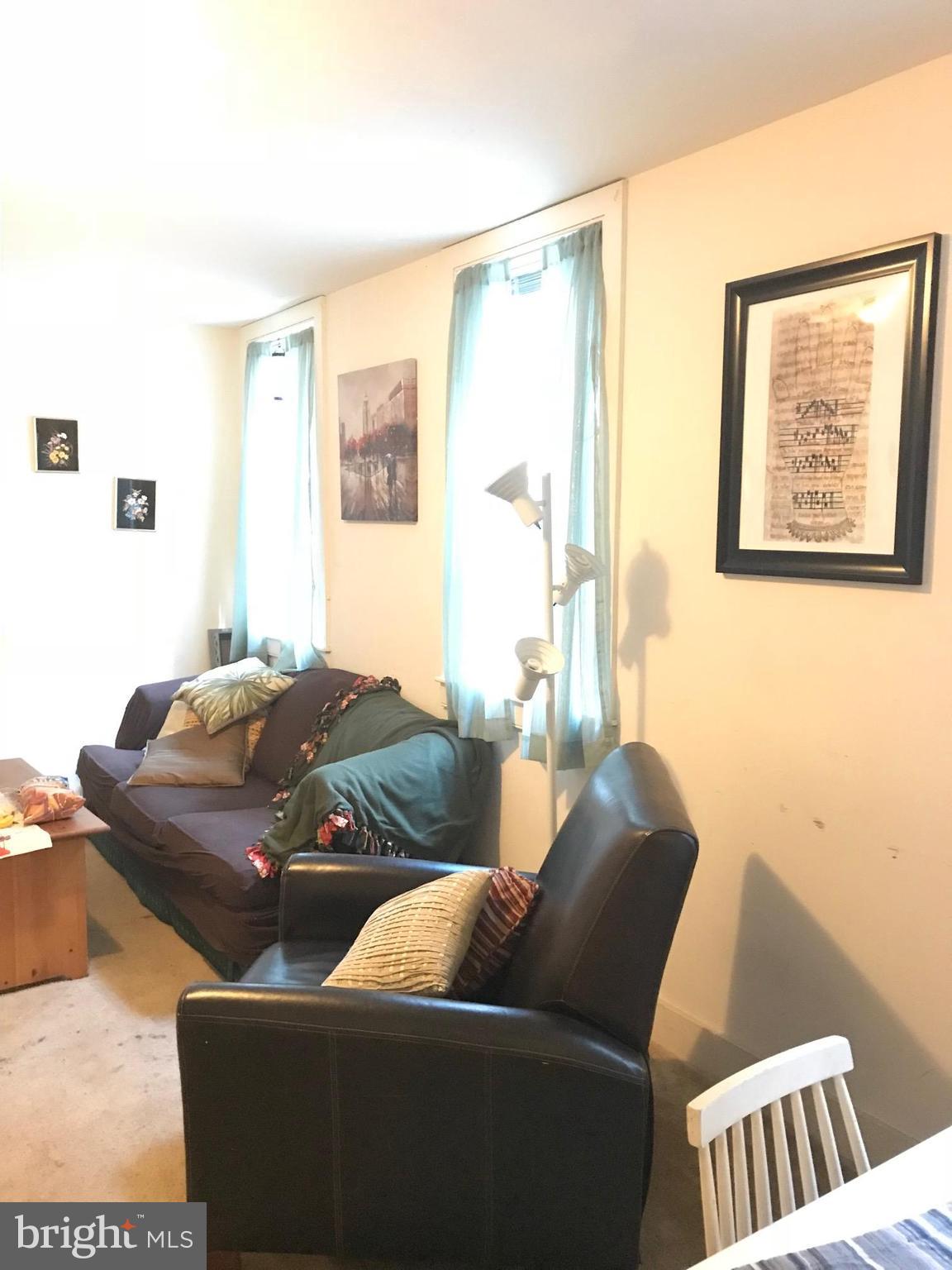 816 West Lombard Street Baltimore, MD 21201 - Photo 10 of 28 Family Room Leads to Kitchen