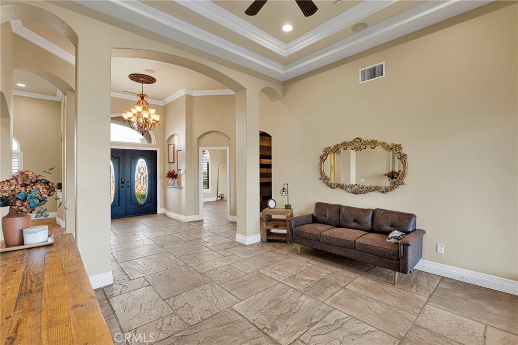 7381 Cygnet Road Phelan, CA 92371 - Photo 9 of 70