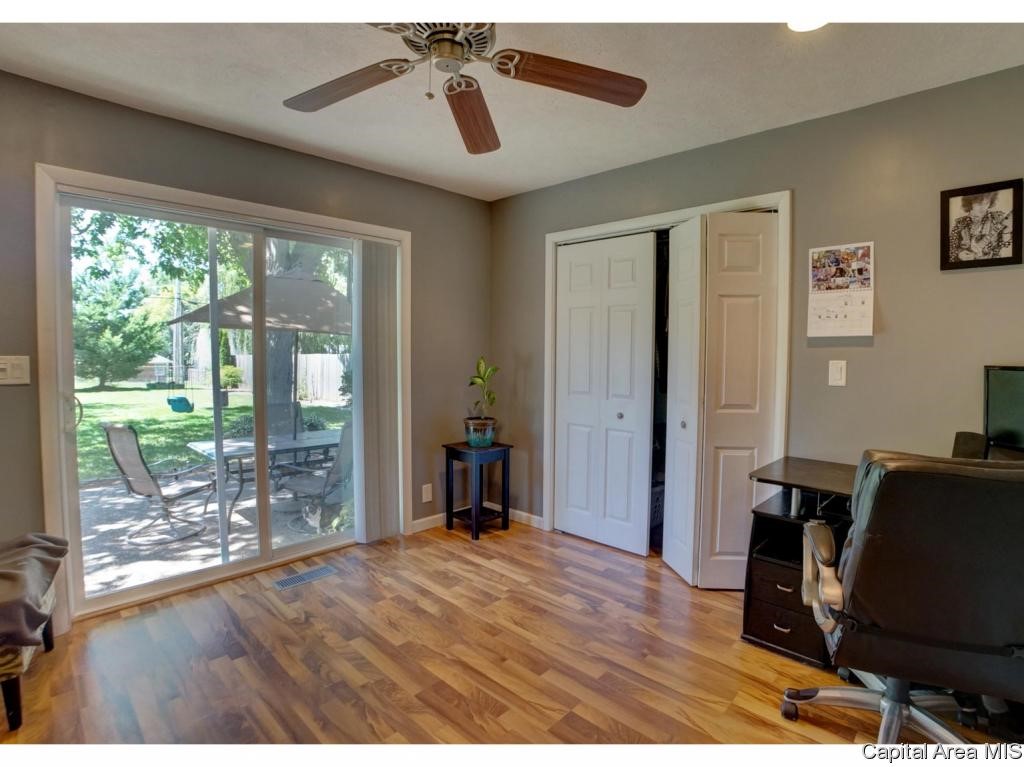 1712 Reed Avenue Springfield, IL 62704 - Photo 18 of 34 Gallery Image 18