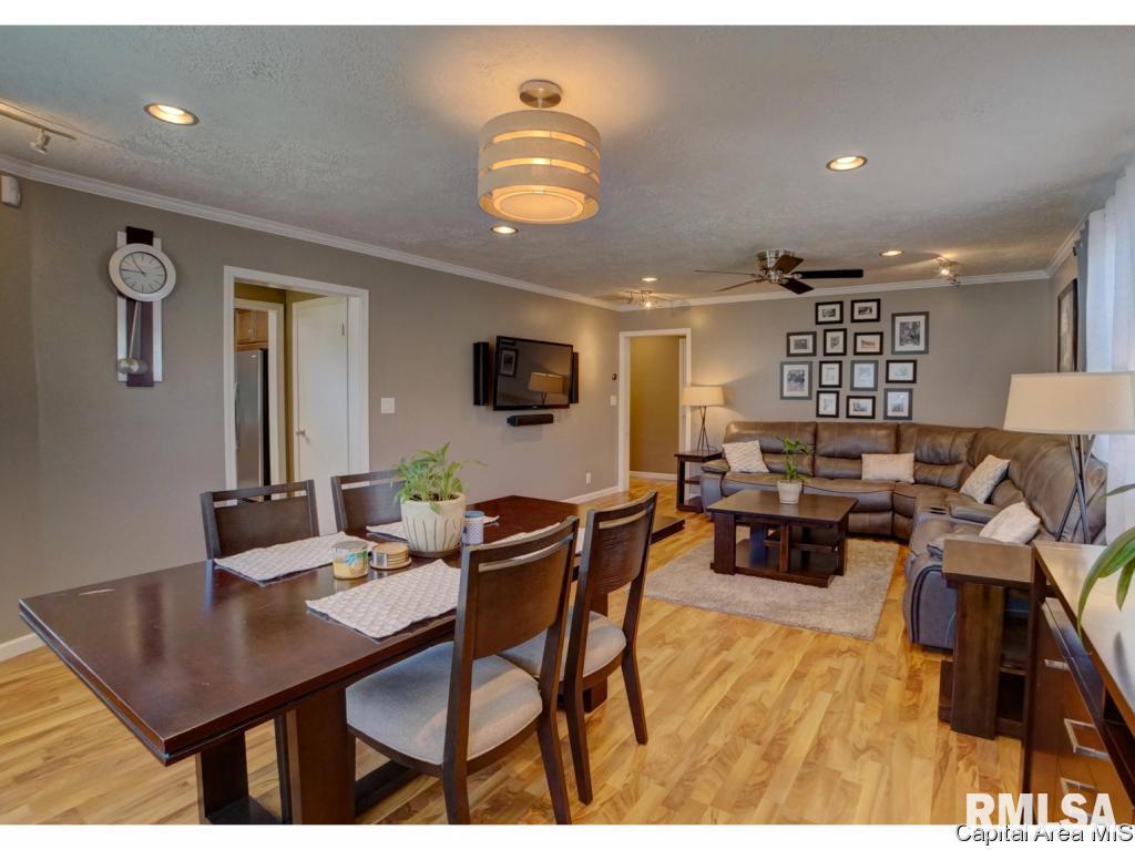 1712 Reed Avenue Springfield, IL 62704 - Photo 9 of 34 Gallery Image 9