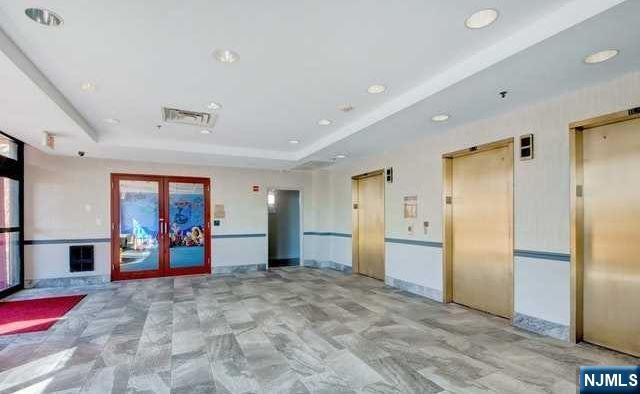 100 Old Palisade Road, Unit 1613 Fort Lee, NJ 07024 - Photo 34 of 35