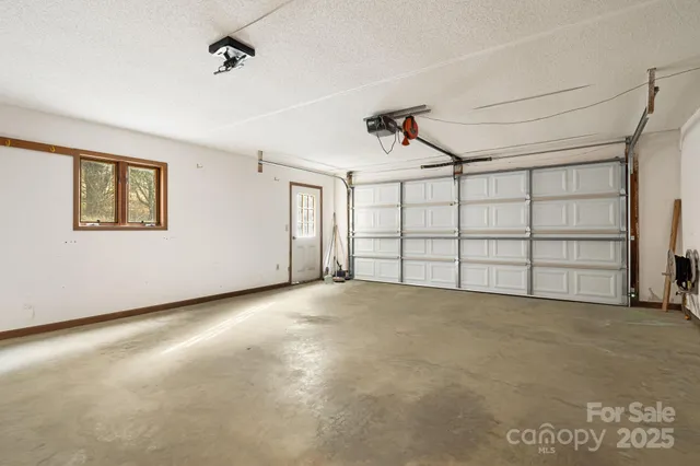 $475,000 | 111 South Valley View Drive, Mars Hill, NC 28754