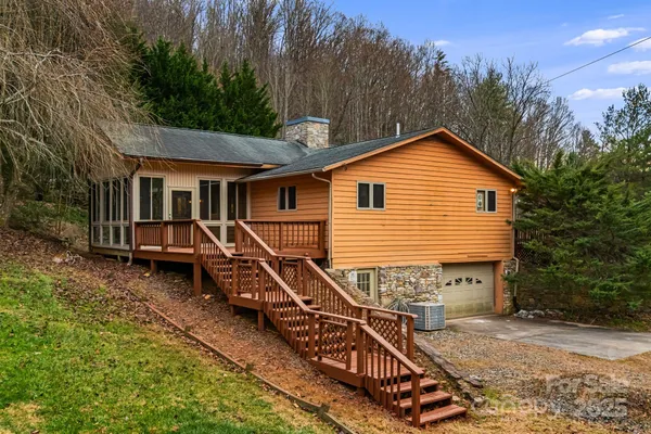 $470,000 | 111 South Valley View Drive, Mars Hill, NC 28754