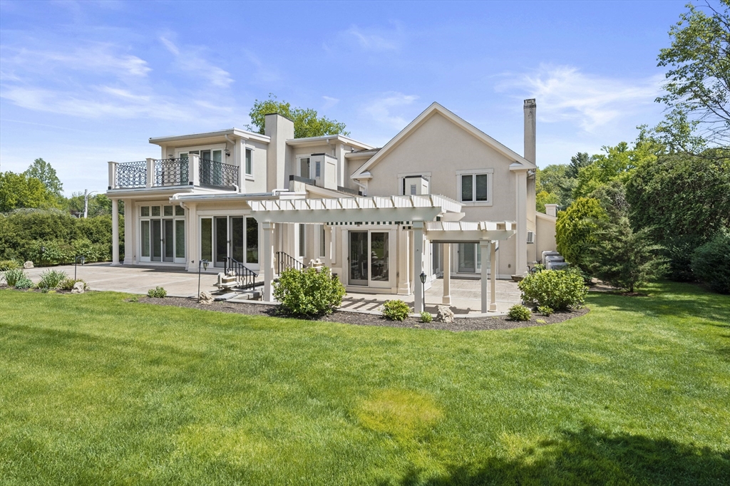 73 Countryside Road Newton, MA 02459 - Photo 2 of 42