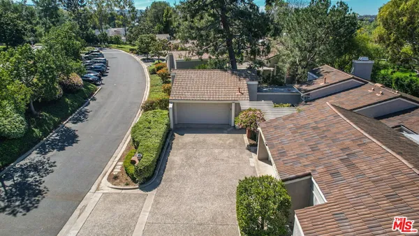 $1,648,000 | 11 Rocky Knoll, Unit 12, Irvine, CA 92612