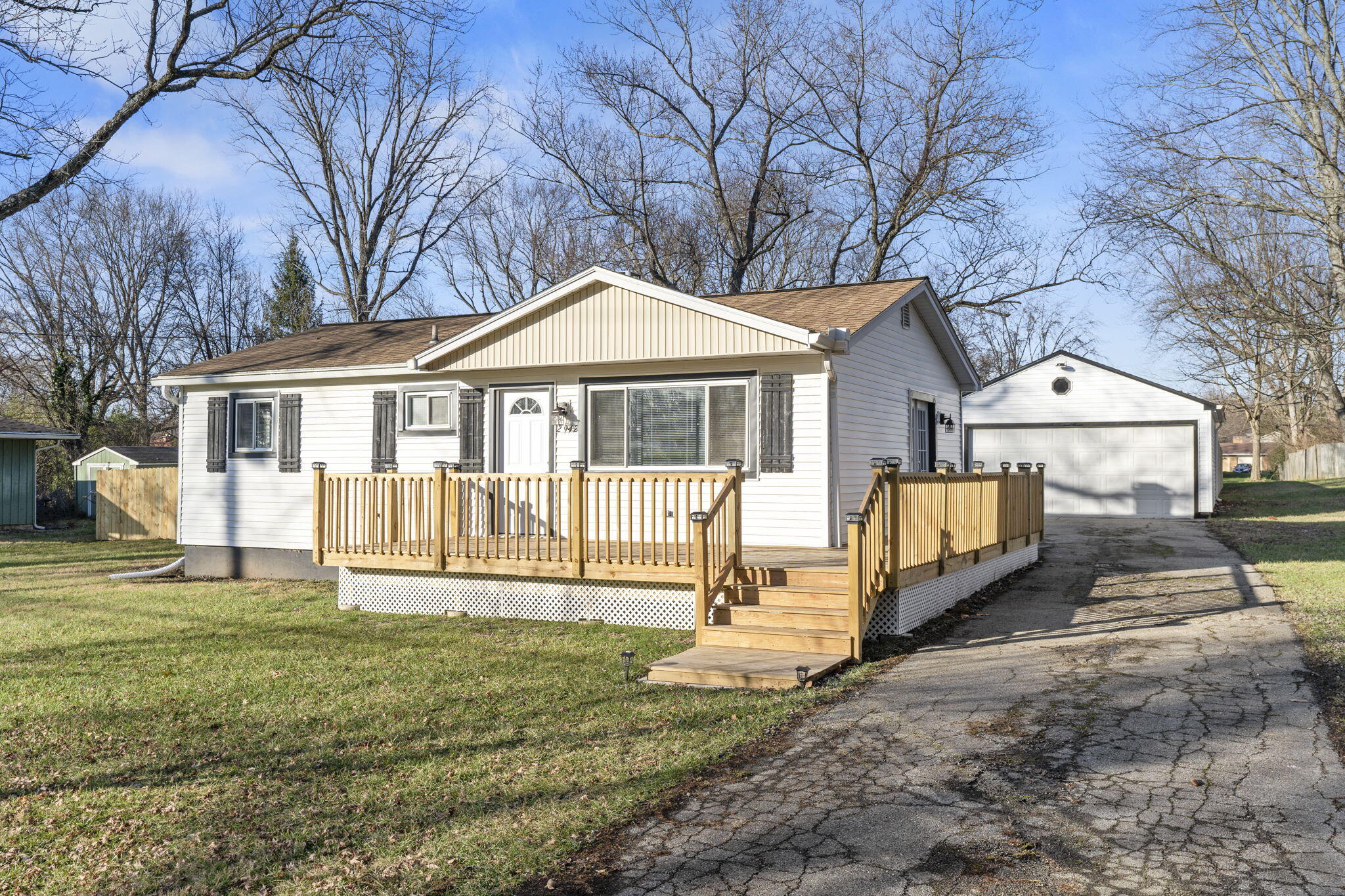 2942 Lantz Road Dayton, OH 45434 - Photo 2 of 37