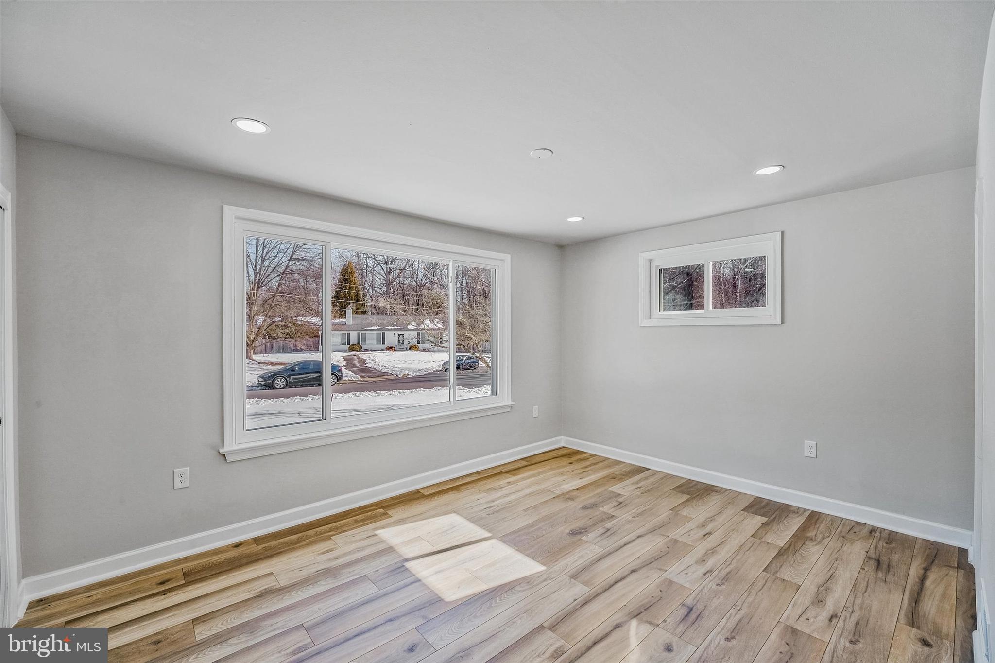 3629 Parklane Road Fairfax, VA 22030 - Photo 19 of 45 a view of empty room with wooden floor and fan