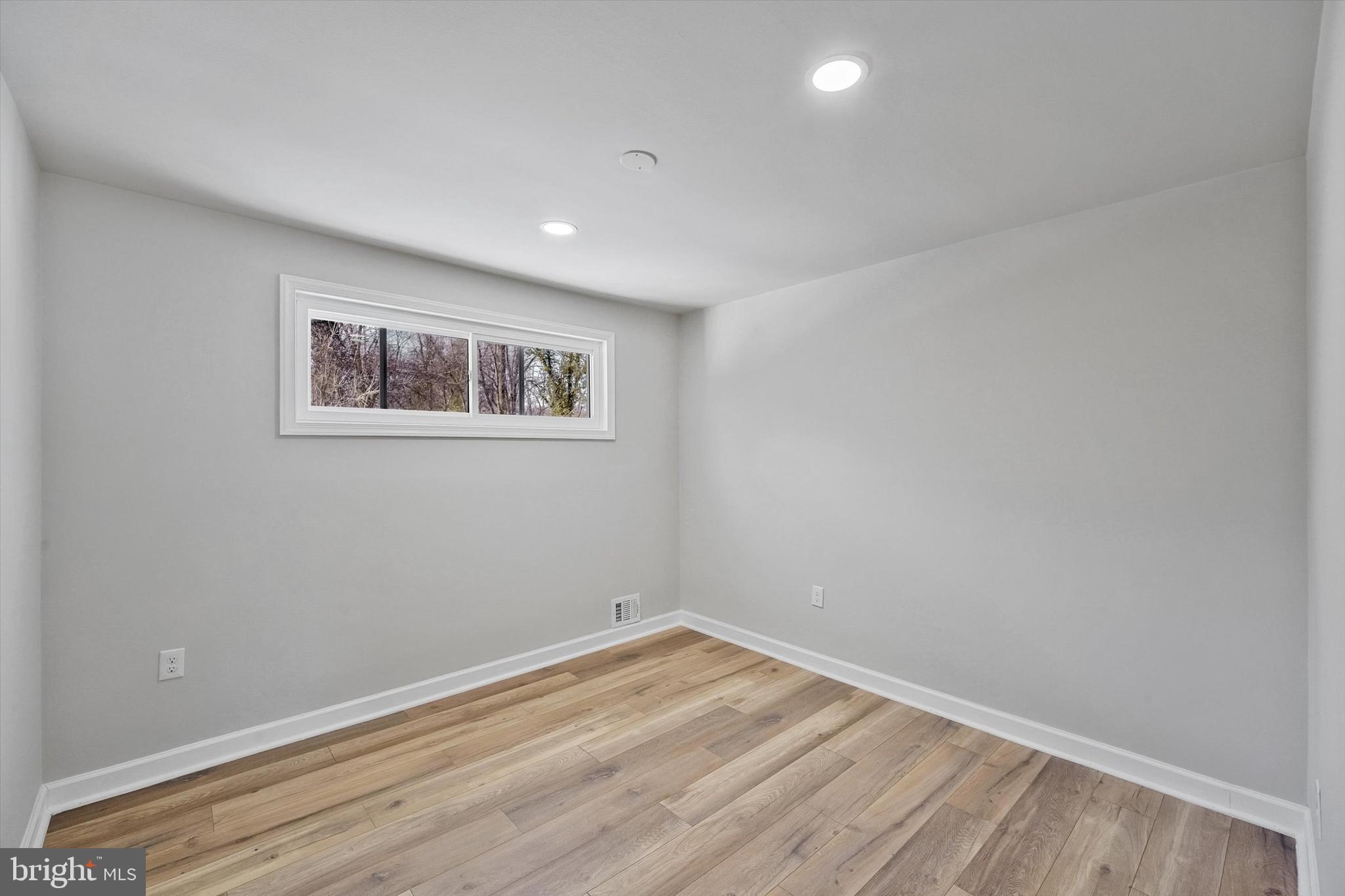 3629 Parklane Road Fairfax, VA 22030 - Photo 32 of 45 a view of empty room with wooden floor