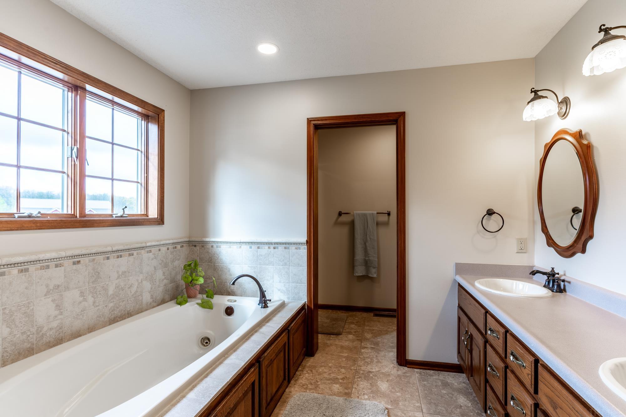 7311 McComb Road Churubusco, IN 46723 - Photo 24 of 35 Gallery Image 24