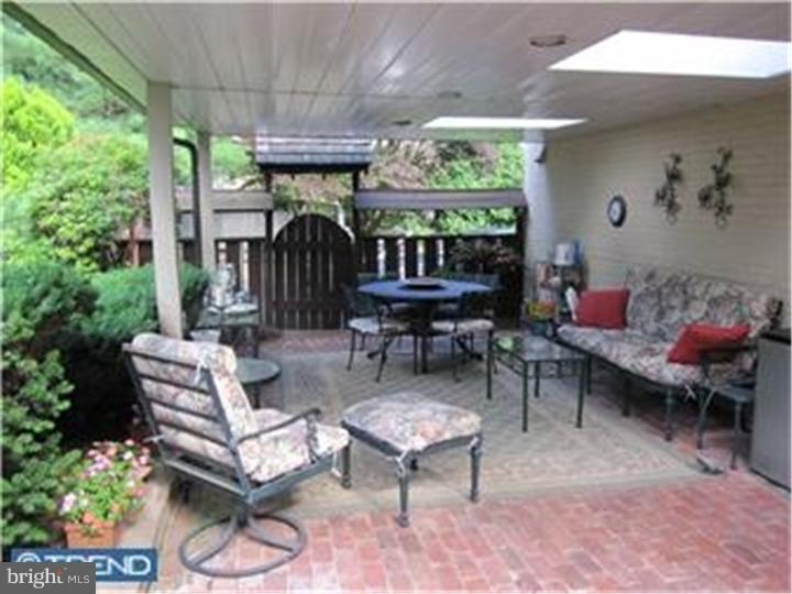 515 Fairview Road Penn Valley, PA 19072 - Photo 4 of 7