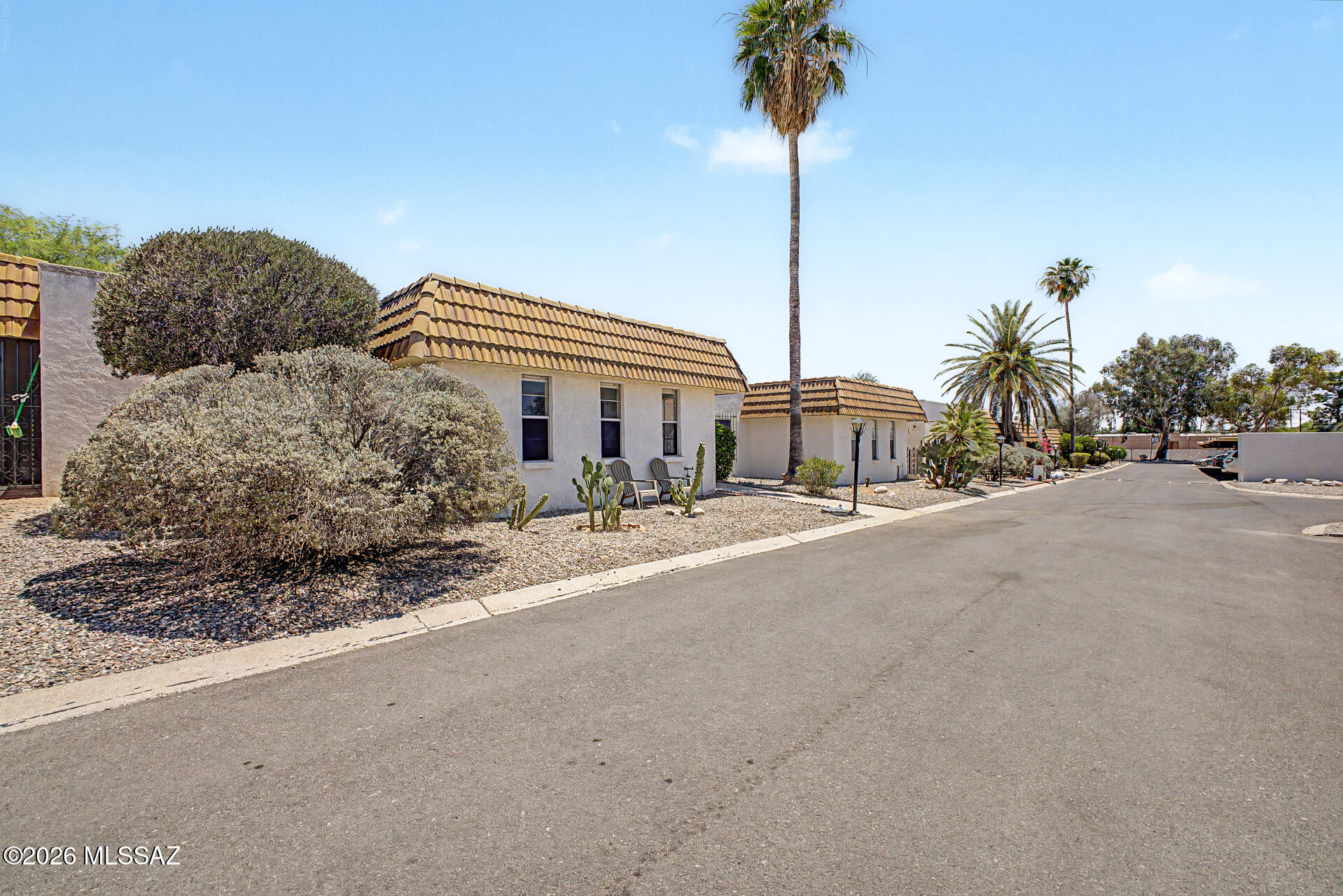 660 East River Road, Unit H Tucson, AZ 85704 - Photo 8 of 42