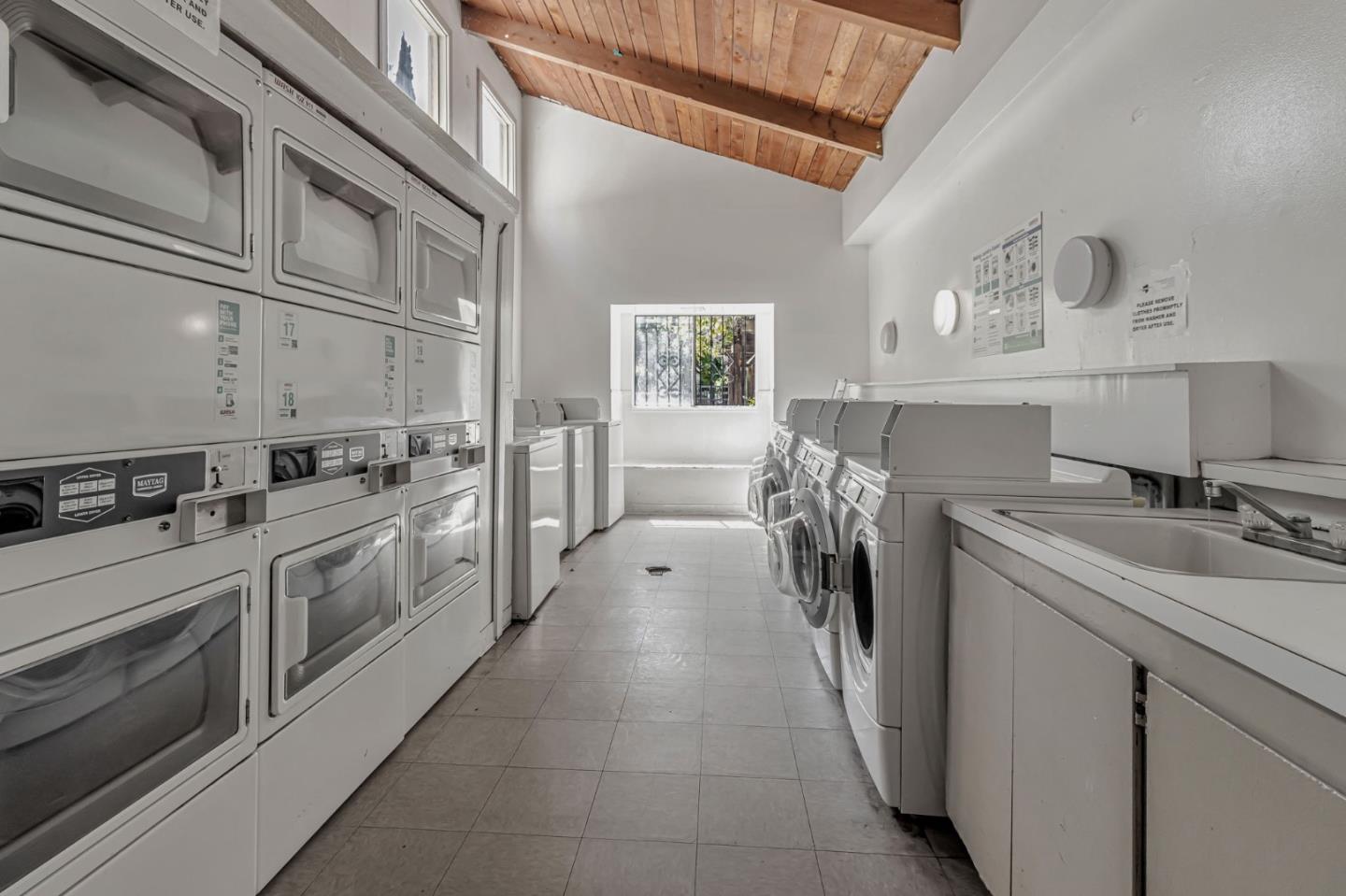 3033 Kaiser Drive, Unit H Santa Clara, CA 95051 - Photo 21 of 24