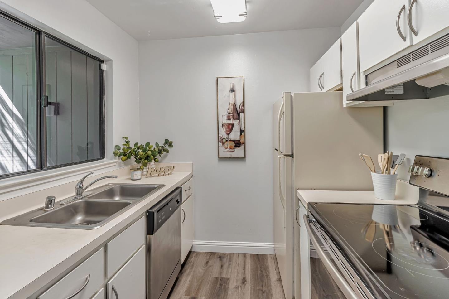 3033 Kaiser Drive, Unit H Santa Clara, CA 95051 - Photo 6 of 24