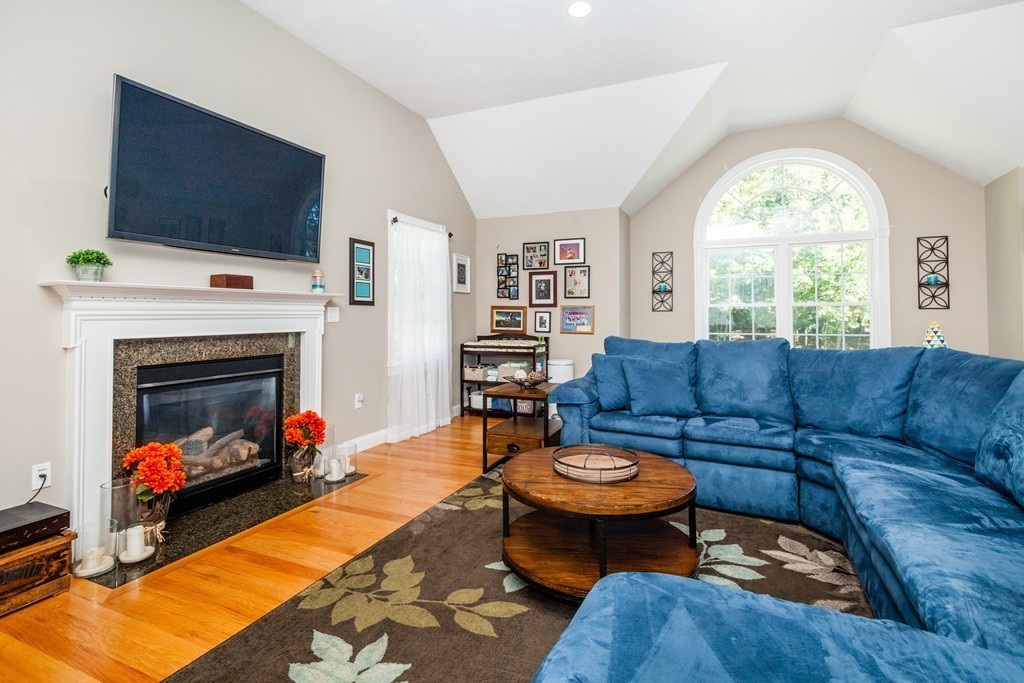 2 James Road Carlisle, MA 01741 - Photo 4 of 14 Gallery Image 4