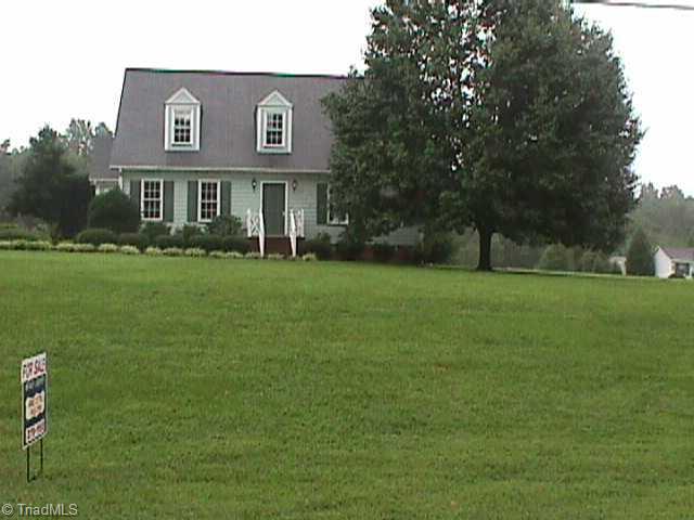 308 Link Road Reidsville, NC 27320 - Photo 1 of 1 Exterior Front.