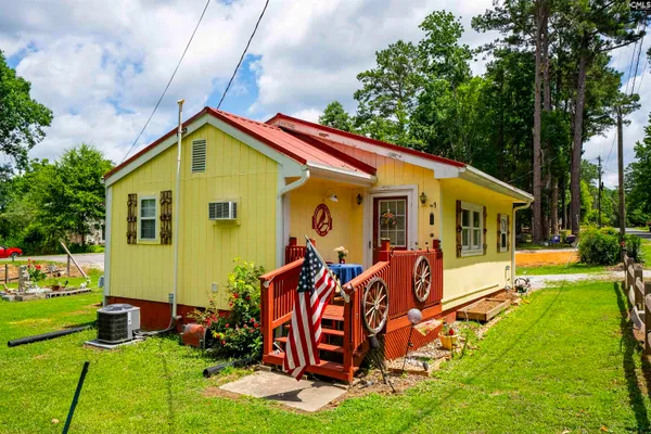 $230,000 | 124 Landing Road, Prosperity, SC 29127